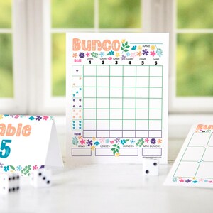 Juego de tarjetas de puntuación Bunco con flores de primavera: descarga digital en formato PDF IMPRIMIBLE con planilla de conteo y números de mesa. Juego de fiesta, idea de actividad para grupos grandes.