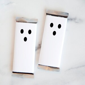 Minimalist Ghost Candy Bar Wrappers - PRINTABLE standard sleeve, trick or treat ideas, instant download PDF, cute chocolate label.