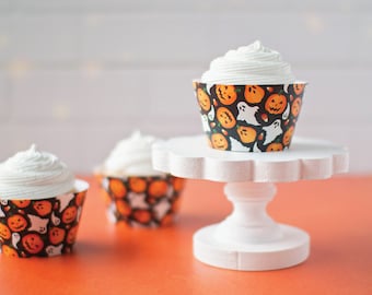 Halloween Cupcake Wrappers - Printable cupcake wraps, jack-o-lanterns and ghosts, halloween party ideas, general halloween, decorations pdf
