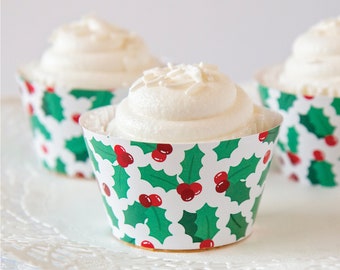 Holly Cupcake Wrappers - printable cupcake wrappers, christmas cupcakes, christmas party ideas, holly leaves berries, caroling treat idea