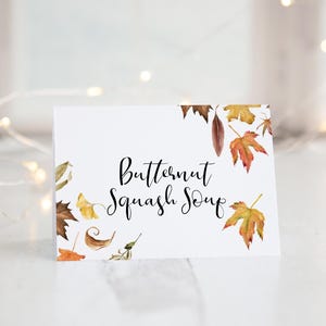 Tarjeta de lugar con hojas de otoño: tarjeta de lugar imprimible, etiquetas de alimentos para tarjetas de buffet Corjl, letrero de mesa con letrero de comida en forma de carpa, ideas para bodas de otoño, hojas de otoño
