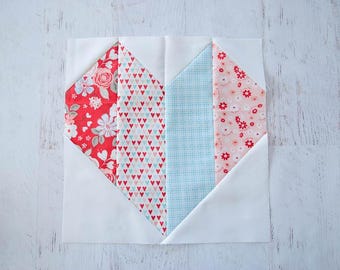 Patrón de bloque de edredón de corazón a rayas / Apto para principiantes / Descarga digital en PDF / 3 tamaños