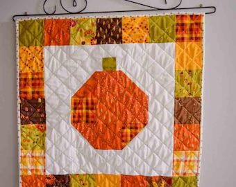 Patrón de edredón de calabaza de otoño (PDF): adorno otoñal para colgar en la pared o como adorno de mesa