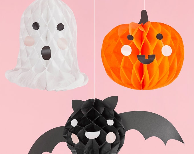 3 LARGE HALLOWEEN honeycombs BLACK bat pumpkin and your favourite ghost customise with the face sticker sheet. halloween party decoration