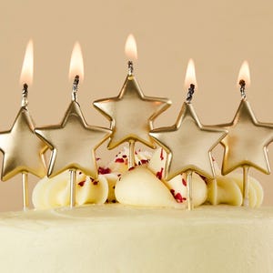 Gold Star Birthday Cake Candles: Six-Pointed Party Sparkle