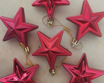 WIGIG RED coloured 6 christmas STAR bauble pack 3 with a shiny finish, 3 matt finished. add to a garland or table decoration shatterproof