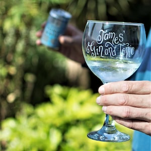 Personalized Gin Copa Glass: Hand-Engraved Calligraphy Gift