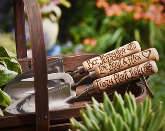 Personalized Garden Tool Set: Stainless Steel, Bee Design