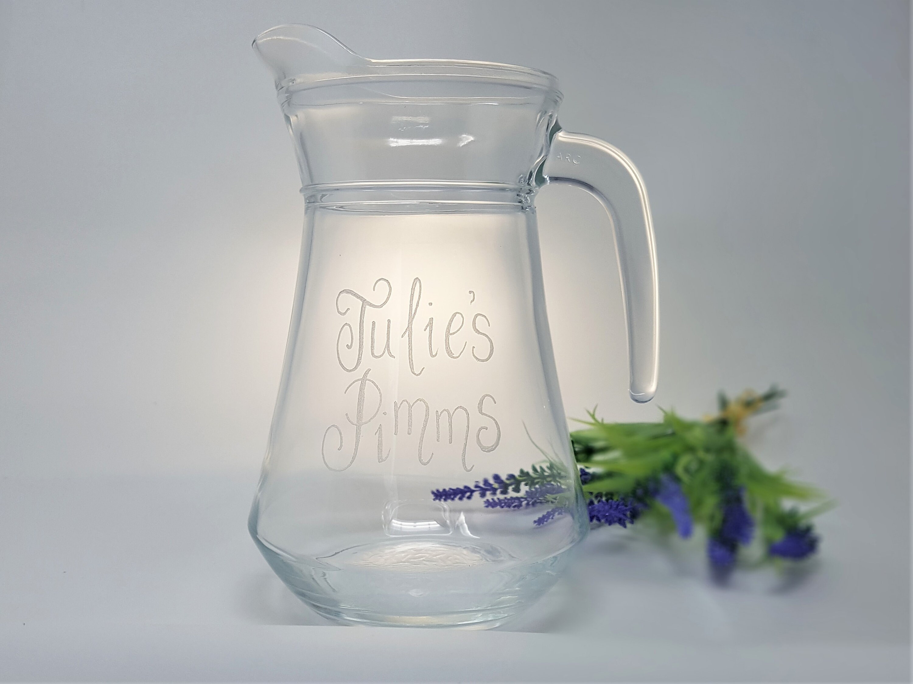 glass pimms jug