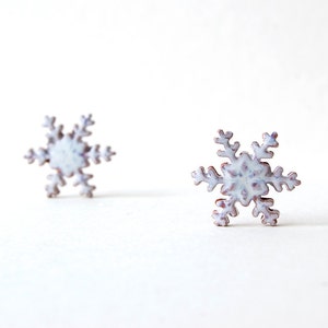 Snowflake Earring, Snowflake Stud Earring, White earring, Ceramic earring, Snow earring, Stud earrings, Post earrings, Silver, Holiday gift