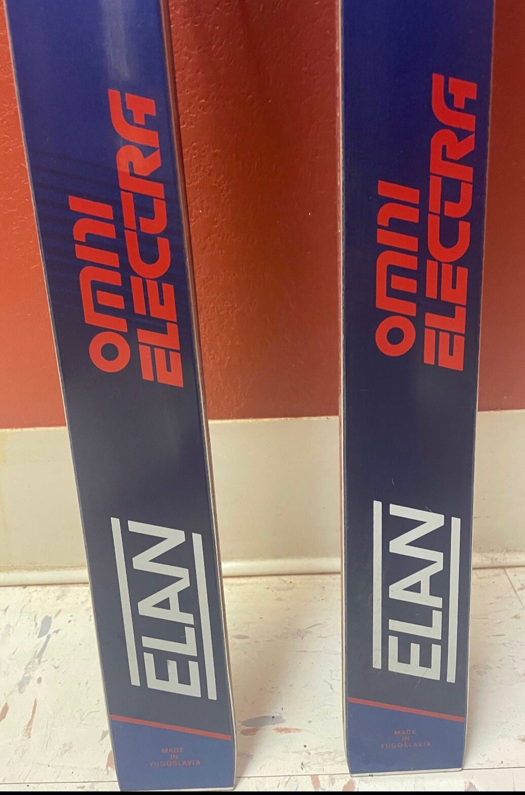 Elan RC Omni Eectra Antique Skis, Refurbished Ski Wall Art Set - Etsy