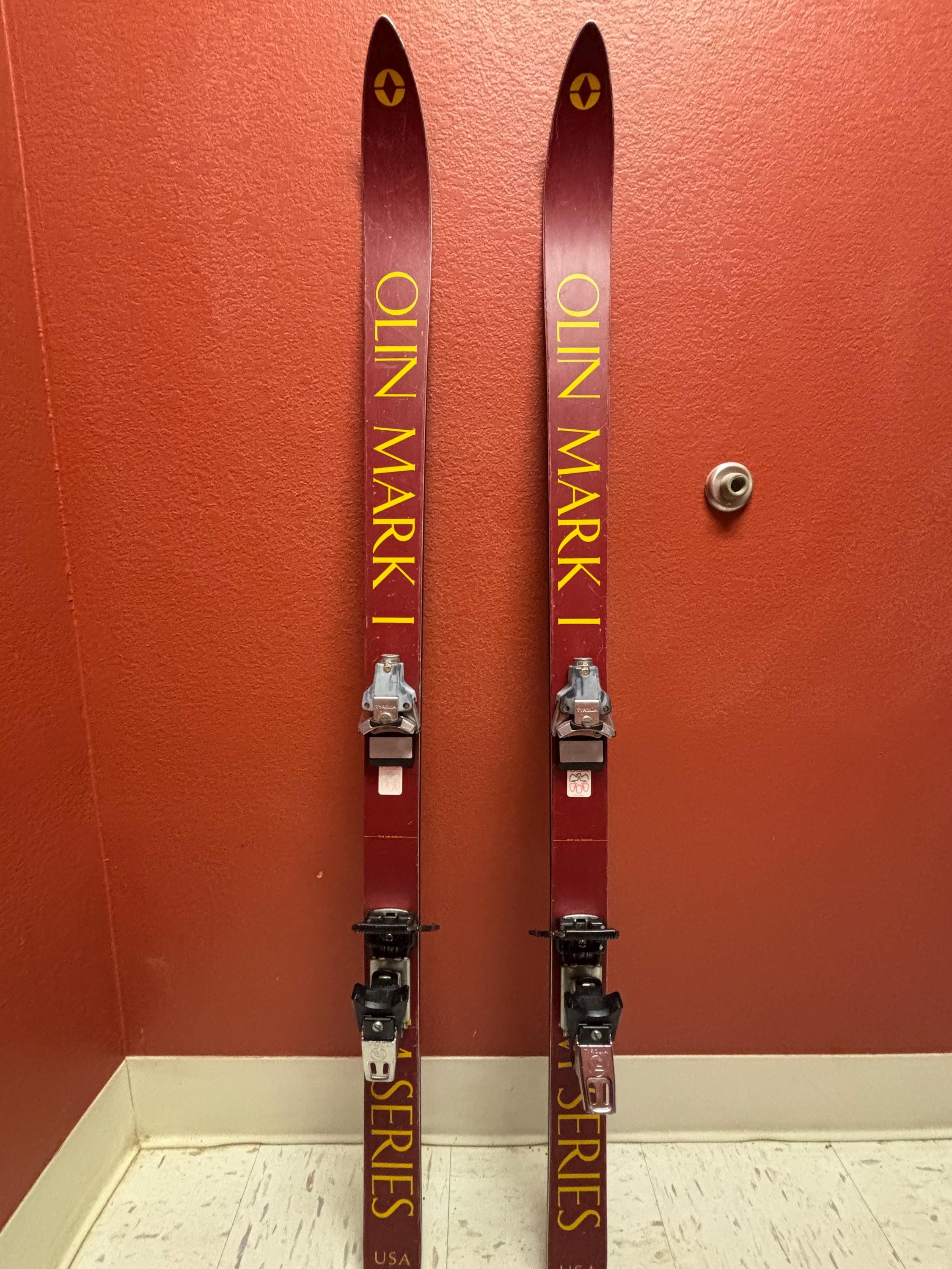 Olin Mark 1 Antique Skis Wall Art, Refurbished Ski Decor - Etsy