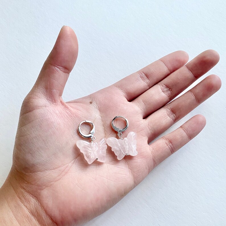 Rose Quartz Butterfly /& Silver Hoops