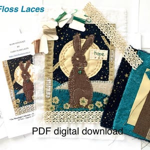 Peut inclure: Un kit de couture lente de Fairy Floss Laces, avec un lapin brun sur fond de nuit étoilée. Le kit comprend du tissu, de la dentelle et du fil, avec le texte "PDF digital download". Le design comprend le mot "hope".