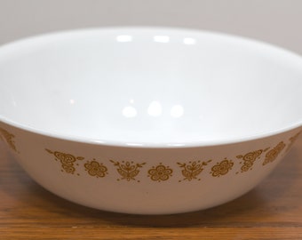 Corelle Small Bowl Butterfly and Flower Bowl Vintage White w Gold Dish. Corelle Berry Bowl
