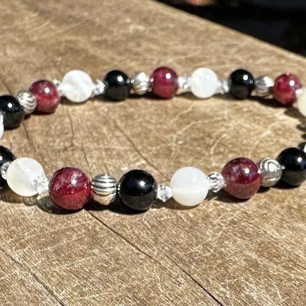 Women's CAPRICORN POWER Healing Stone Bracelet or Anklet with Garnet, Onyx & Moonstone !