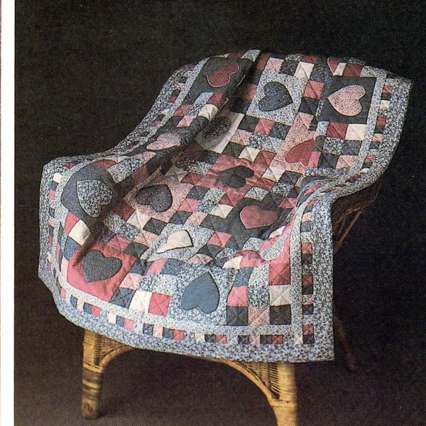 Heart and Nine Patch Lap Quilt Pattern / Designers LTD / Hand or Machine Sewing / Hand Quilting or Tying