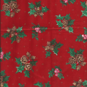 Christmas Holly Pinecone Print Cotton Fabric Scrap Piece / 20 inch by 32 inch