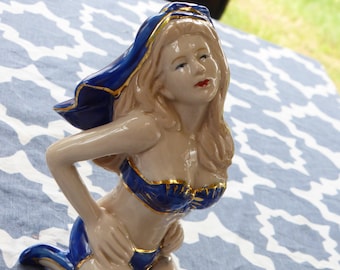 Earthenware statuette, PIN UP in blue and gold swimsuit
