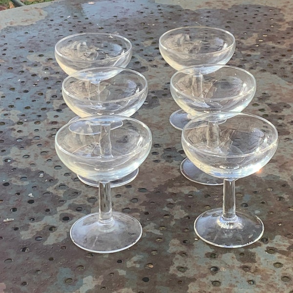 6 coupes a champagne en verre transparent, estampillees france, vintage