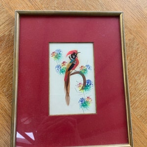 Vintage bird frame, Bird made of feathers, original and vintage