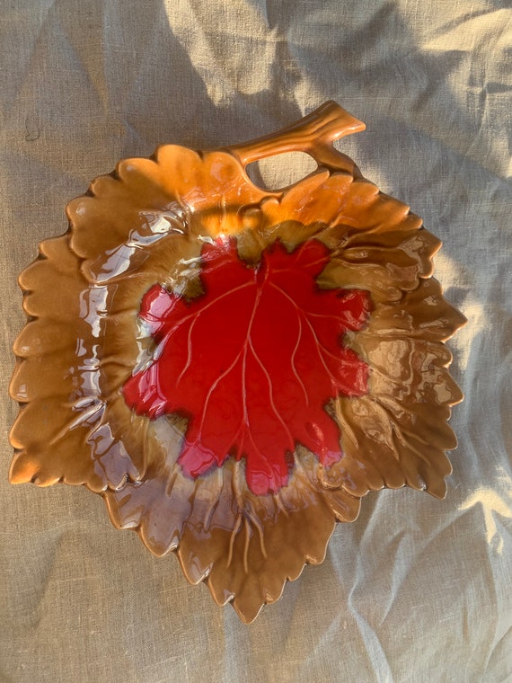 Large leaf-shaped fruit cup, barbotine, enamelled ceramic stamped gafinox, vintage vallauris style 1960/70