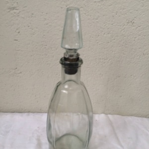 Karaffe, facettierte Glasflasche, Art Deco, Glas und Korkverschluss