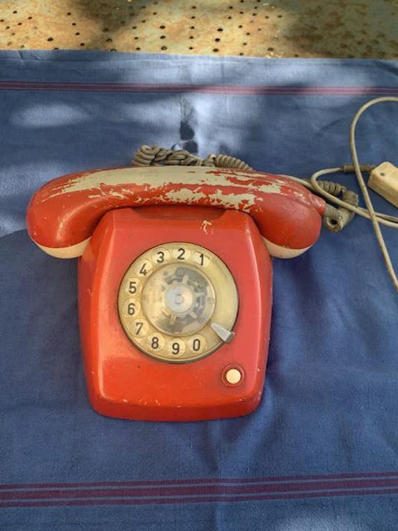 Telephone Type T65, dial telephone, in vintage and collector's red and gray bakelite