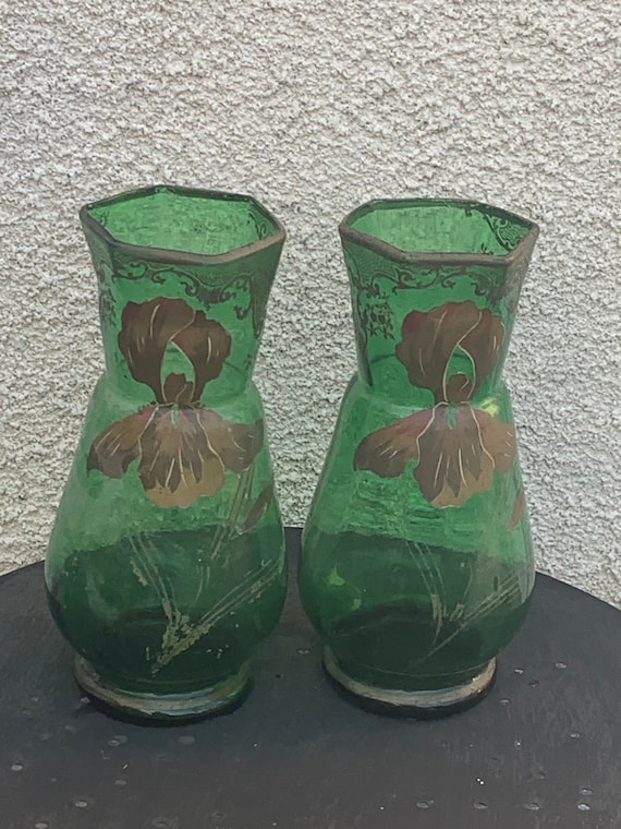 Pair of Vases with golden iris in green transparent glass and iris hand painted art nouveau, collector