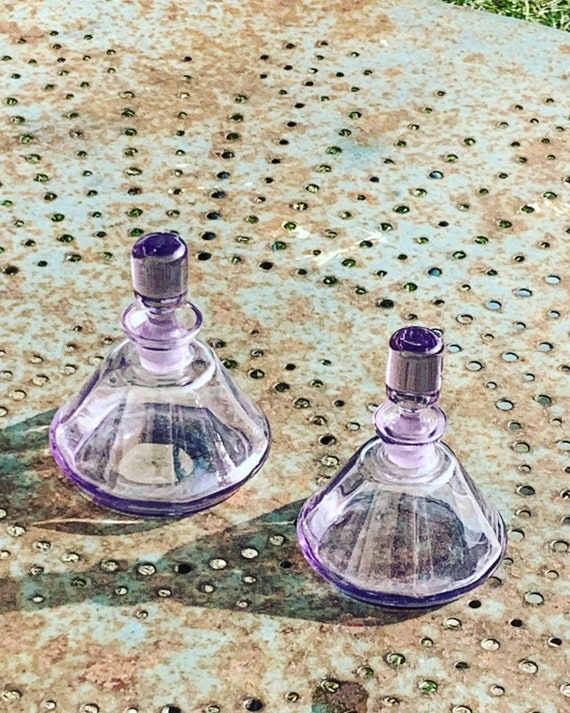 Set of two perfume bottles, in amethyst glass, purple, art deco,