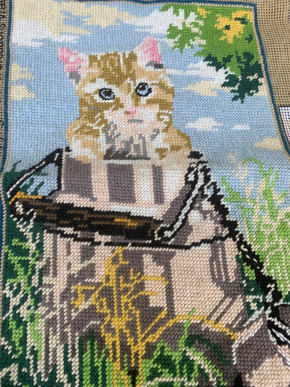 Canvas the finished cat, embroidered smallish creation Grau set Paris