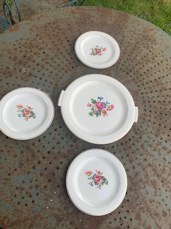 Cake dish and 3 small plates, salins France, Nicole model, Opaceline, opaque porcelain, vintage flower bouquet pattern