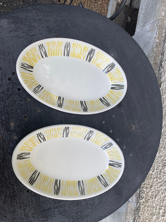 Set of two Raviers, small dishes in Badonviller earthenware, Vintage and design with yellow and black geometric patterns