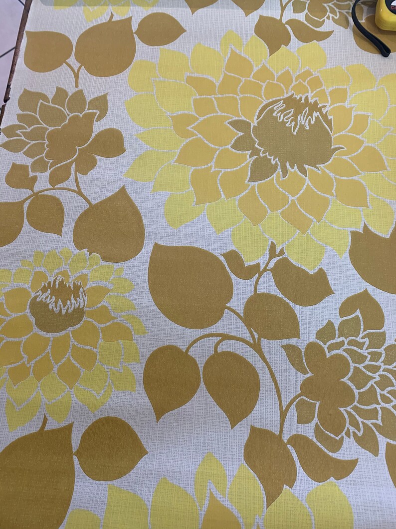Vintage 1970 Wallpaper Roll Wallpaper Large Yellow Flowers | Etsy