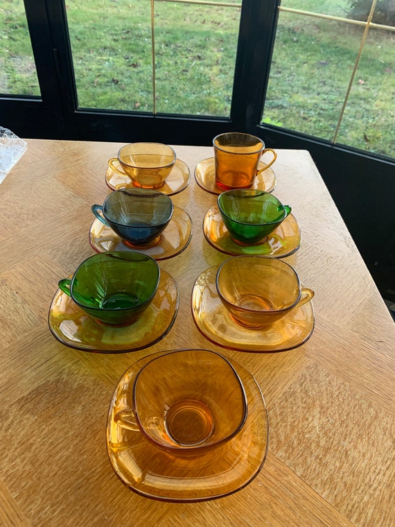 8 glass cups and saucers Vereco, vintage 1970 in ocher or green or blue