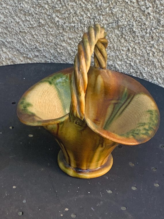 Pottery basket, glazed ceramic by FPP, for Faïences et poteries de Provence, vintage Vallauris, beige and green