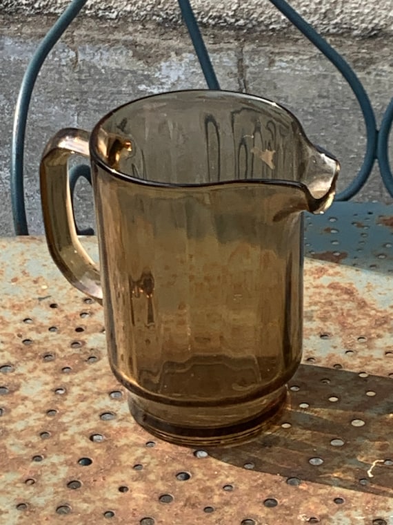 Vintage shell brown glass carafe 1970