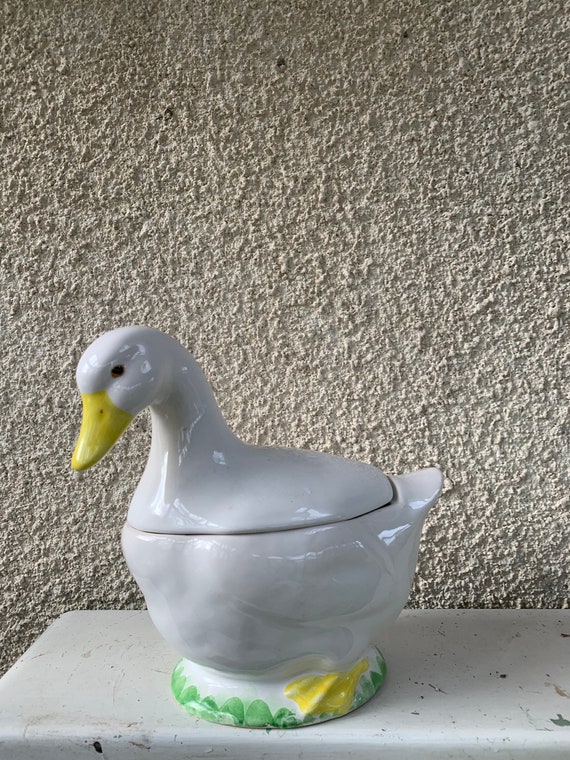 Charming Duck, white enamelled ceramic terrine. Nice decoration for Easter. Very good state.