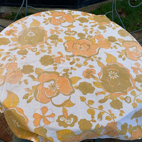 Nappe rectangulaire en tergal, grandes fleurs psychédéliques orange, vintage 1970