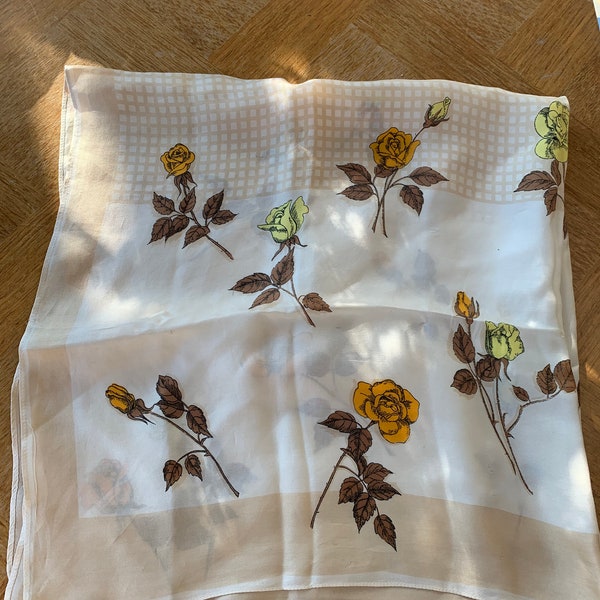 Foulard motif de roses oranges et jaunes, soie, vintage