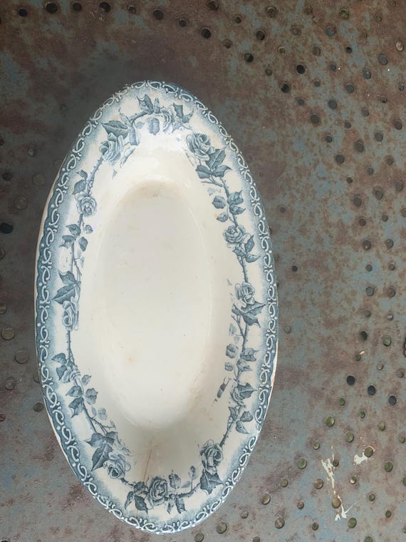 Serving dish, Boulenger, iron land, Paris, France, rose motifs, collector and art deco