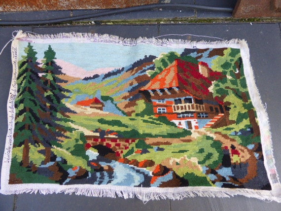 CANVAS CHALET MOUNTAIN, brodery, finished, vintage 1970, made in France
