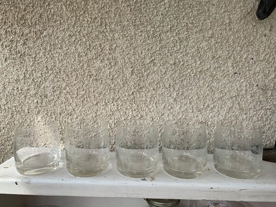 5 old whiskey glasses, easter frieze composed of a bell and flowers that form a vintage heart