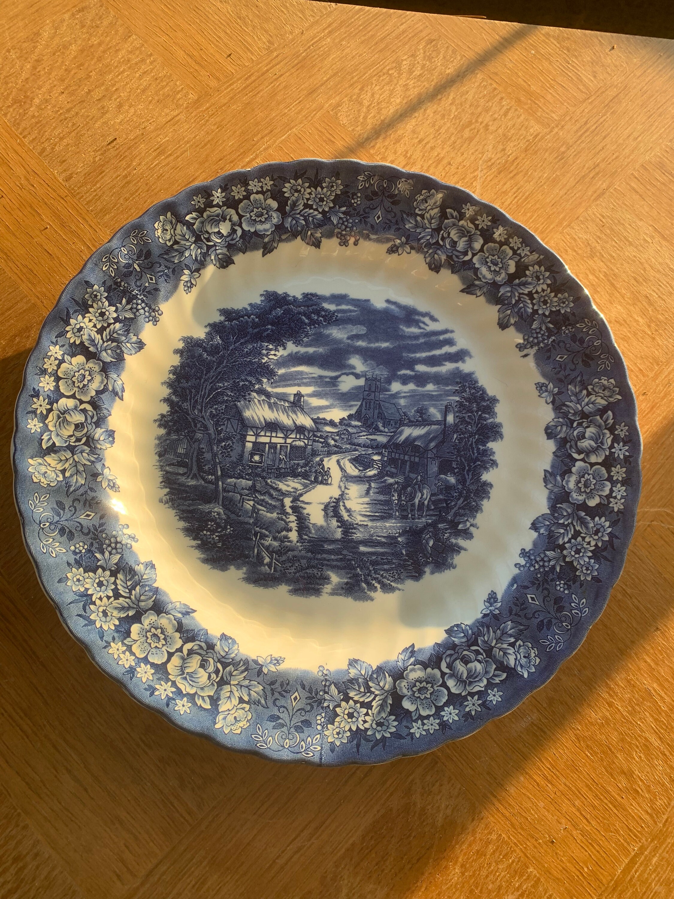 Plat à Gâteaux Memory Lane British Anchor Made in England Vintage