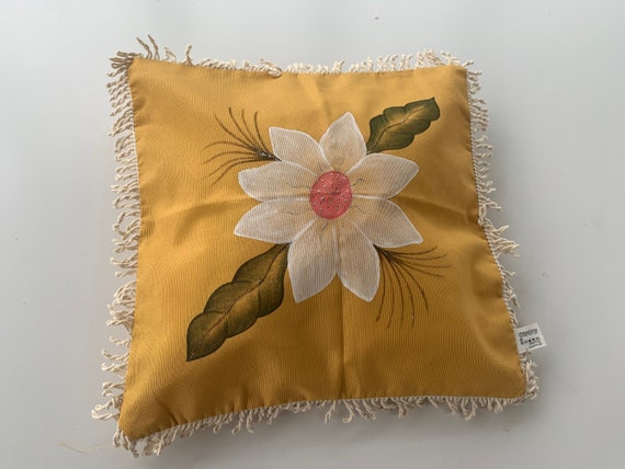 Cushion cover, hand painted flowers, made in brazil, vintage and collector