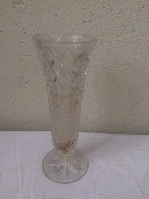 Glass vase transparent vintage diamond pattern