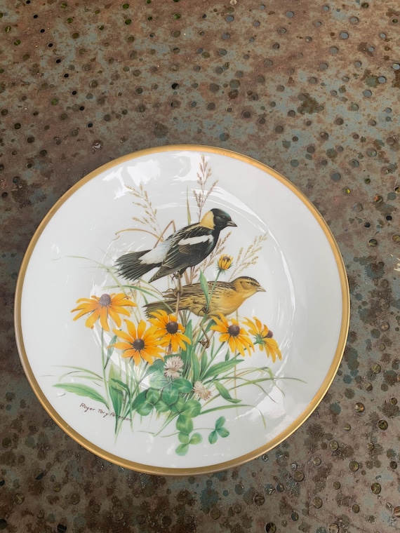 Decorative collector's plate with birds, Roger Tory Peterson, hand painted, limited edition, Bobolink, vintage 1981, collector