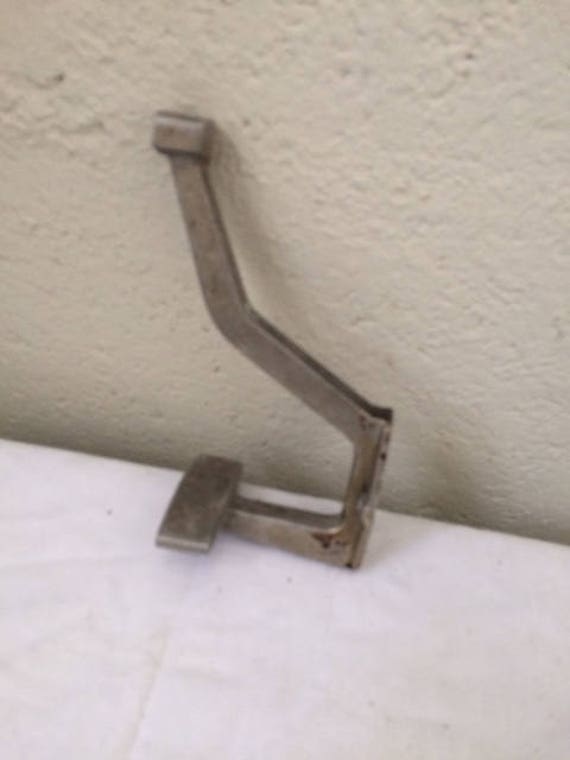 Old coat hook, bistro, coat rack in metal, aluminum.