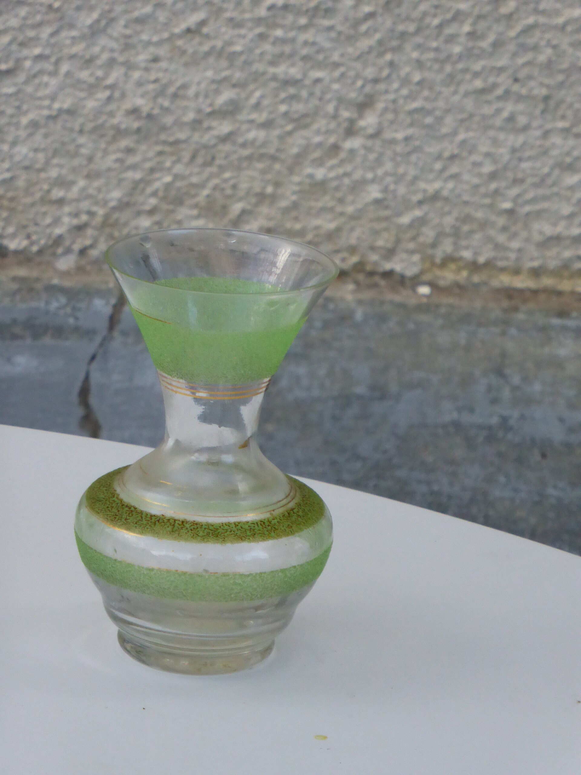 Vase en Verre Granité Vert, Transparent et Liseré Or, Vintage 1950