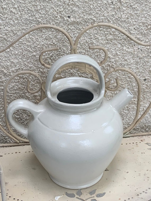 Decanter, jug, jug in white glazed stoneware, digoin pots france, vintage